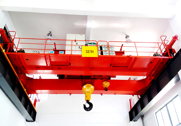 <strong>湖南怀化厂家双梁行</strong>